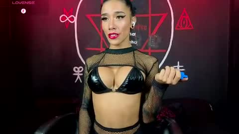 Snapshot of victoriavampire666 chatting on April 22, 3:42 am Victoria Vampire online show from April 22, 3:42 am