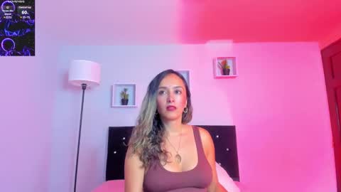 victoriia_rose_ online show from May 9, 2:33 pm