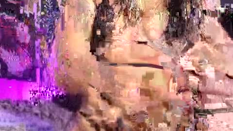 Snapshot of victoriia_thompson chatting on April 24, 8:11 pm victoriia_thompson online show from April 24, 8:11 pm