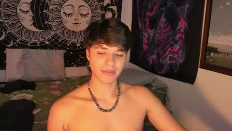 Snapshot of victorino_jhonson chatting on December 25, 3:06 pm Victorino Jhonson online show from December 25, 3:06 pm