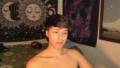 Snapshot of victorino_jhonson chatting on January 16, 2:41 pm Victorino Jhonson online show from January 16, 2:41 pm