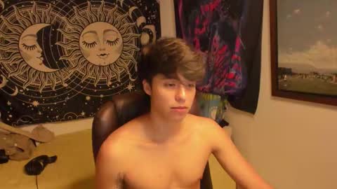 Snapshot of victorino_jhonson chatting on December 1, 1:43 am Victorino Jhonson online show from December 1, 1:43 am