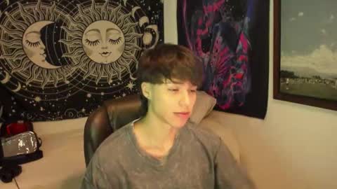 Snapshot of victorino_jhonson chatting on December 17, 10:16 pm Victorino Jhonson online show from December 17, 10:16 pm