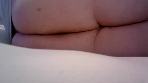 Snapshot of victorlepuis chatting on February 7, 10:40 am victorlepuis online show from February 7, 10:40 am