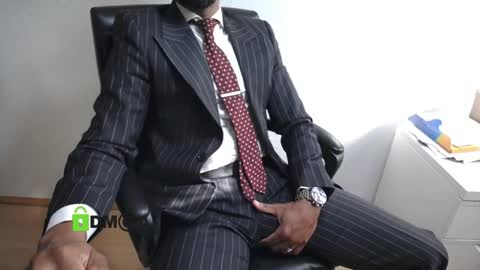 Snapshot of videocamm chatting on May 15, 7:04 am videocamm online show from May 15, 7:04 am