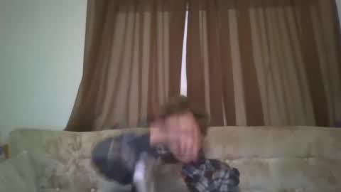 vids1977 online show from October 10, 4:22 am