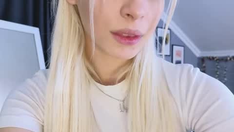 Eva online show from April 14, 12:11 pm