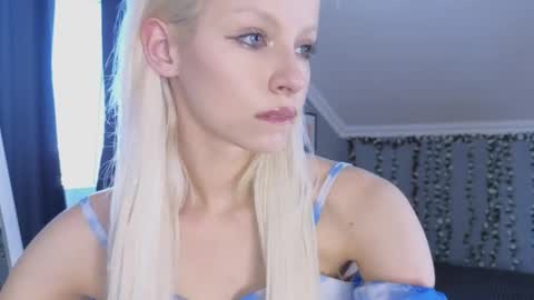 Eva online show from April 17, 12:30 pm