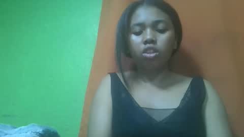 Snapshot of vierge28430 chatting on May 29, 6:55 am vierge28430 online show from May 29, 6:55 am