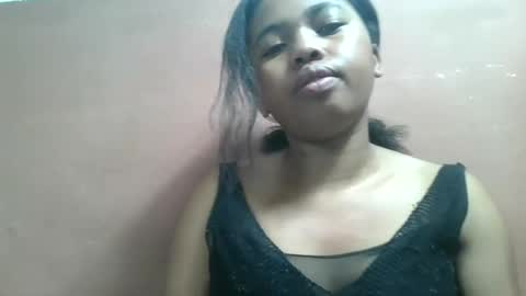 Snapshot of vierge28430 chatting on July 17, 2:51 am vierge28430 online show from July 17, 2:51 am