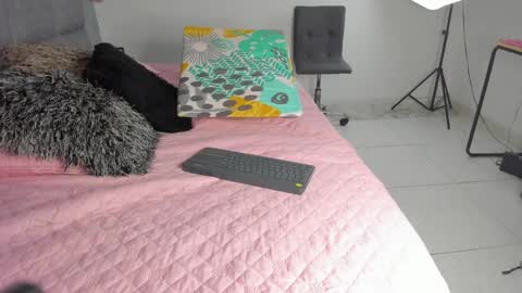 viictoriasex online show from April 11, 11:47 am