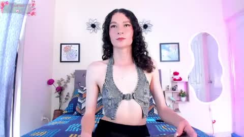 Violet online show from April 13, 4:12 pm