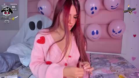 Snapshot of viioletta_18 chatting on October 12, 12:48 pm Violetta online show from October 12, 12:48 pm