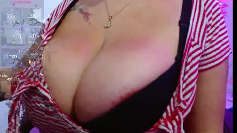 viioleta online show from April 6, 12:17 pm