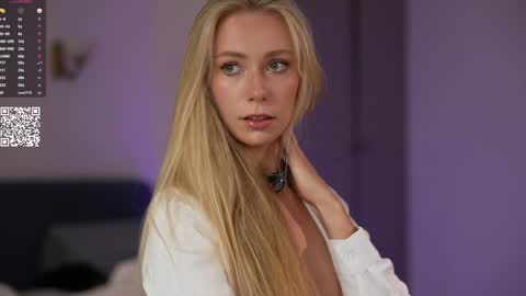 Snapshot of vika54784 chatting on October 5, 6:45 am vika54784 online show from October 5, 6:45 am