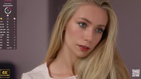 Snapshot of vika54784 chatting on October 19, 4:57 am vika54784 online show from October 19, 4:57 am