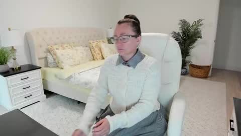 Ukrainian-woman online show from May 22, 2:01 pm