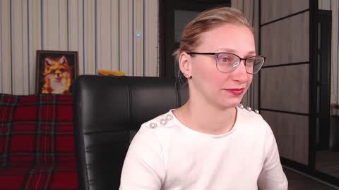 Vika online show from February 17, 5:30 pm