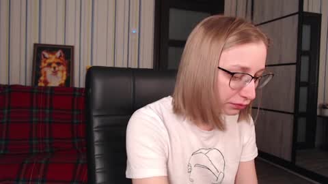 Vika online show from April 8, 8:42 pm