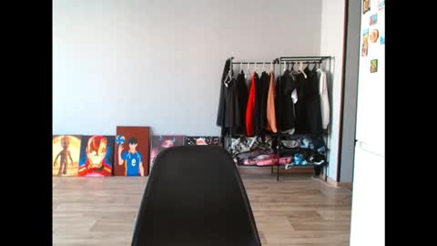 Snapshot of viki_kelt chatting on September 9, 1:49 am Viki Kelt online show from September 9, 1:49 am