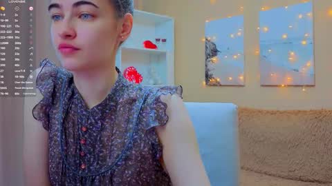 vikiberry online show from March 20, 3:11 am