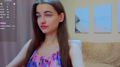 vikiberry online show from July 19, 5:44 am