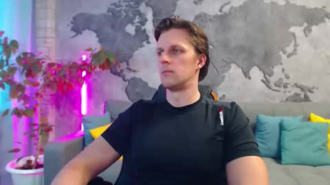 vikingchrisss online show from March 5, 11:06 am