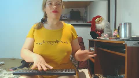 VIKKKTORIAAA online show from December 2, 5:48 am