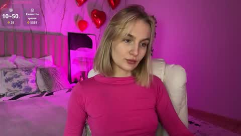 Vikky online show from March 12, 1:01 am