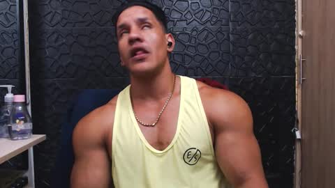 Viktor Herrera online show from October 11, 5:22 pm