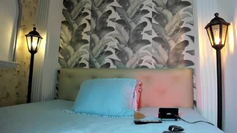 Viktoria online show from April 4, 10:40 pm