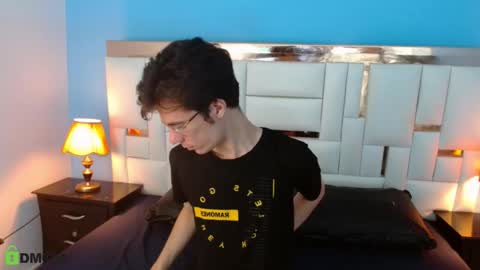 viktornoir online show from September 24, 10:24 pm