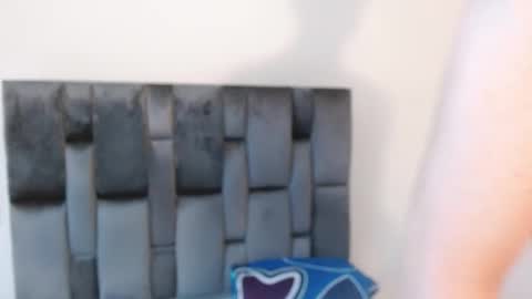 viktornoir online show from October 27, 3:38 pm