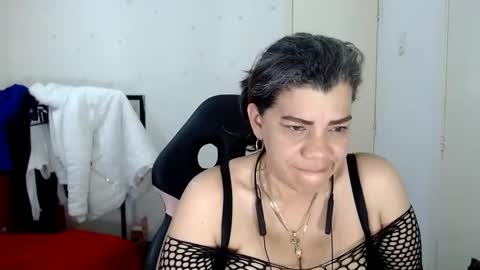 Snapshot of vikyadams chatting on March 12, 8:41 am VIKY ADAMS online show from March 12, 8:41 am