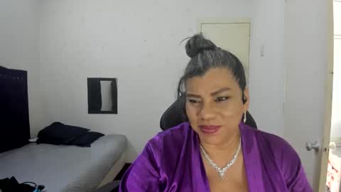 VIKY ADAMS online show from October 14, 3:13 pm