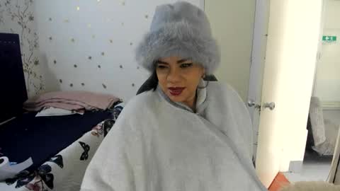 Snapshot of vikyadams chatting on June 6, 1:16 pm VIKY ADAMS online show from June 6, 1:16 pm