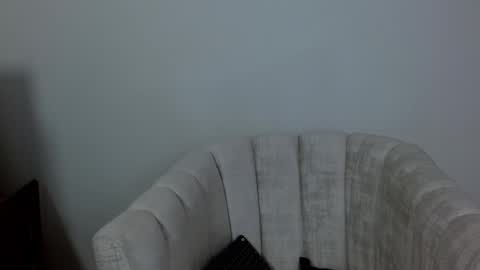 Snapshot of vikysexy28 chatting on February 27, 11:26 pm vikysexy28 online show from February 27, 11:26 pm