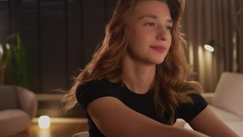 Snapshot of villanelle_l chatting on November 22, 12:04 pm Lana online show from November 22, 12:04 pm