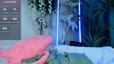 Hey sweetyIam Ariel 3 Ready to play with you online show from February 12, 5:37 pm