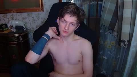 Snapshot of vince__dice chatting on December 6, 7:12 pm Dimoooooon online show from December 6, 7:12 pm