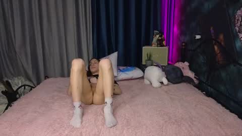 Snapshot of vince__dice chatting on February 9, 4:04 am Dimoooooon online show from February 9, 4:04 am