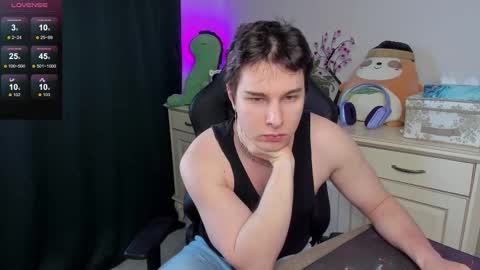 Vincent Strong online show from February 1, 8:35 am