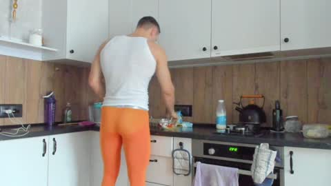 Snapshot of vincent_o chatting on January 16, 9:16 am Vincent. uncut 18cm online show from January 16, 9:16 am