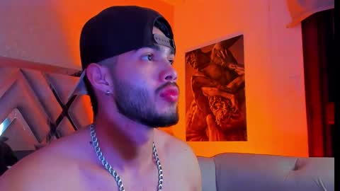 Vincent online show from February 15, 4:42 am