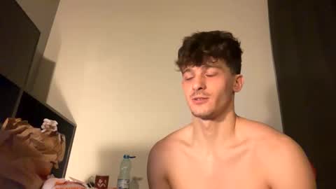 vincentprice69 online show from February 2, 12:53 am