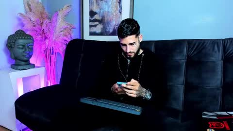 Vincent Sartori online show from November 8, 12:16 pm