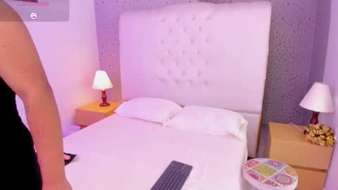 Vin  online show from March 4, 6:58 pm