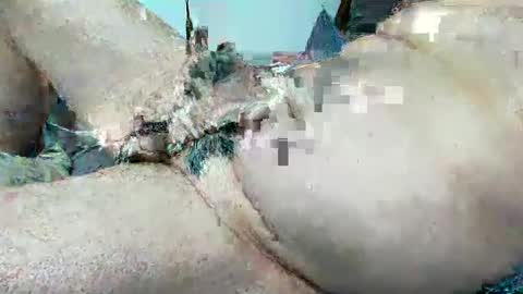 Snapshot of vinpierc chatting on December 25, 9:34 am vinpierc online show from December 25, 9:34 am