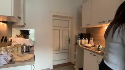 Vio online show from March 26, 10:43 am