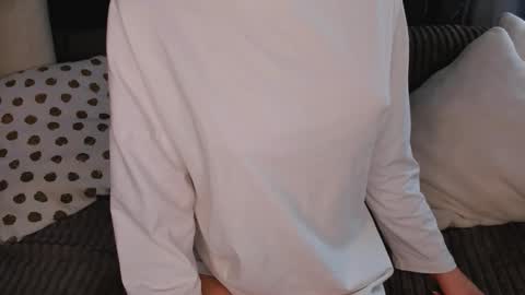 Snapshot of violafooxx chatting on February 23, 7:17 am violafooxx online show from February 23, 7:17 am